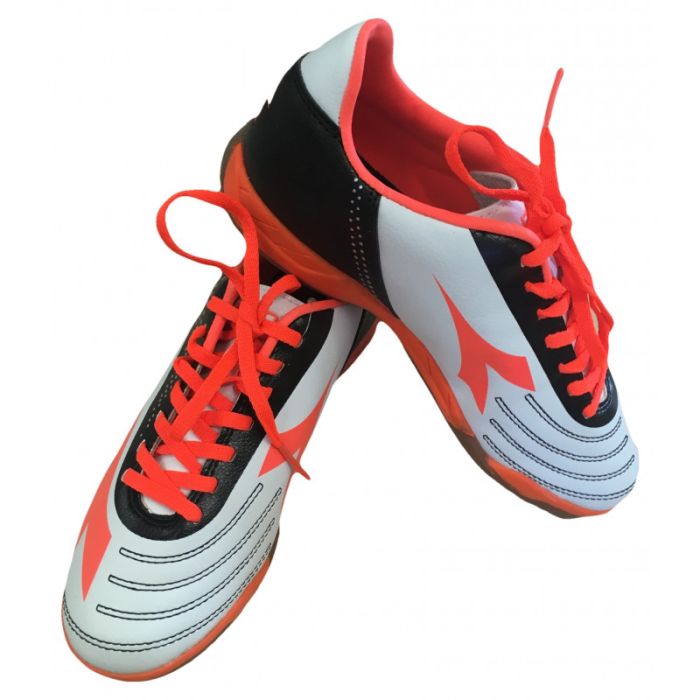 Jalkajalatsid 750 III ID