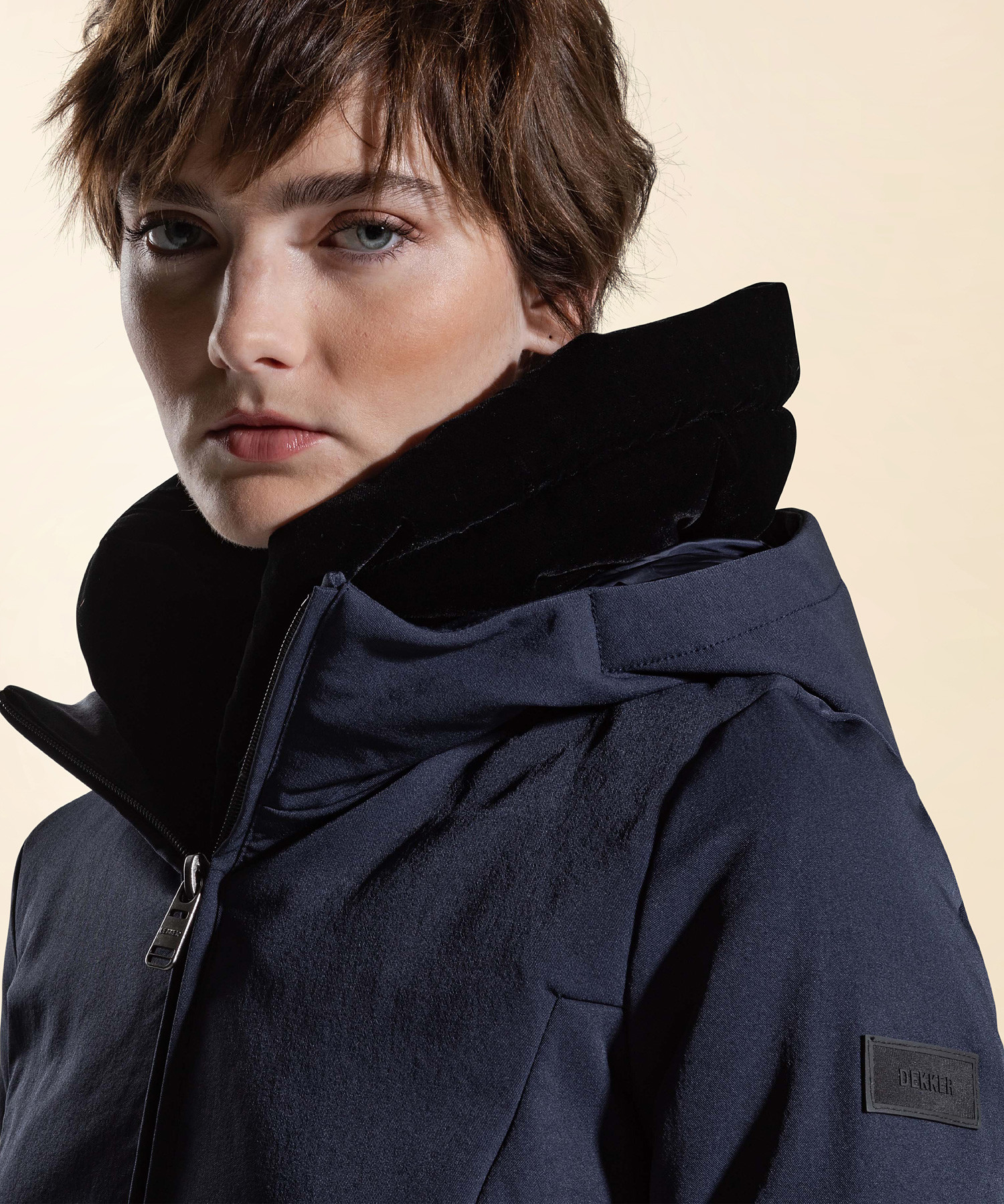 ded002501191538_215_01